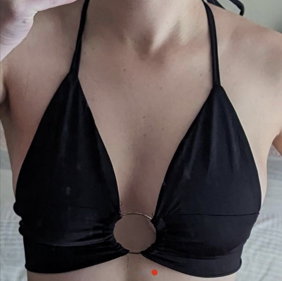 Pretty Little Thing black bralette - Picture 2 of 3